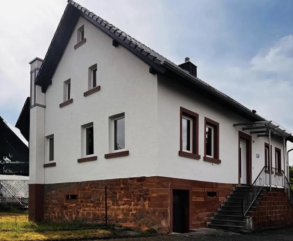 6 Zimmer Haus mit 140 m² in Aschaffenburg – Bild 2