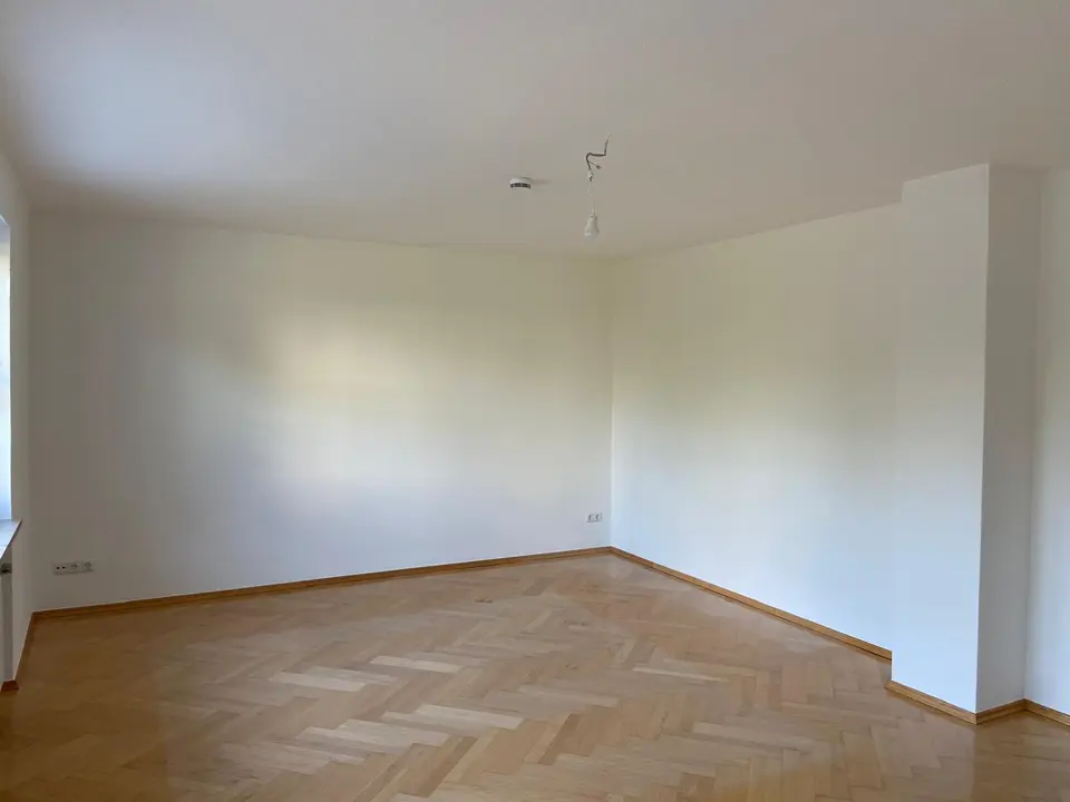 4 Zimmer Wohnung mit 113 m² in Freising – Bild 2