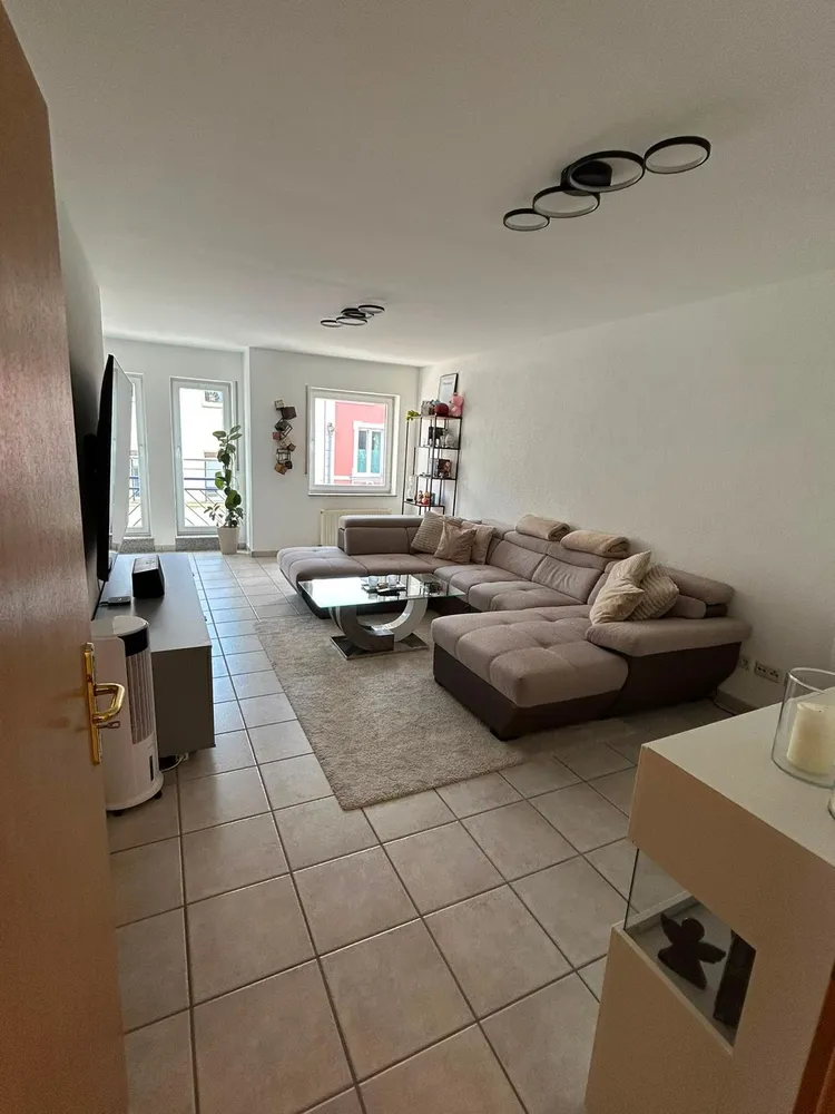 2 Zimmer Wohnung mit 80 m² in Neuwied – Bild 1