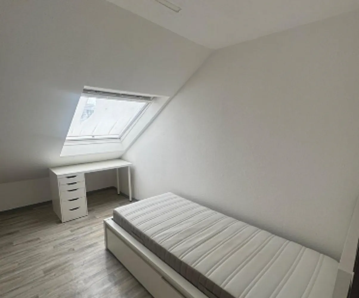 WG-Zimmer mit 16 m² in Stuttgart – Bild 1