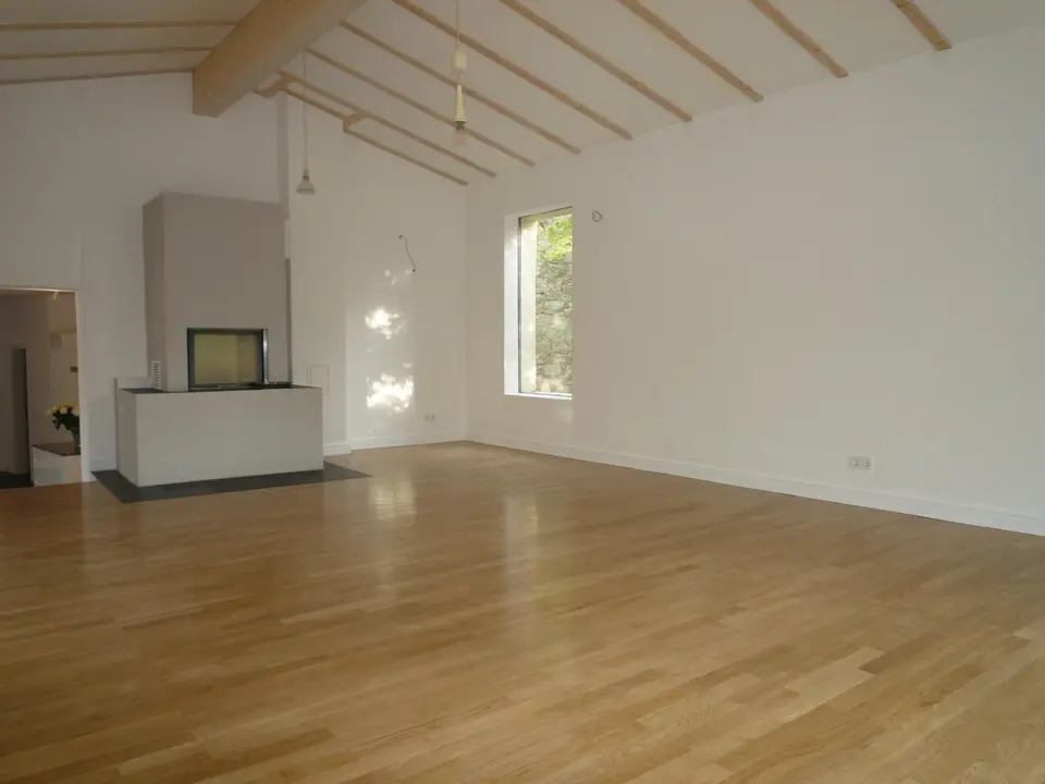 4 Zimmer Haus mit 150 m² in Wiesbaden – Bild 1
