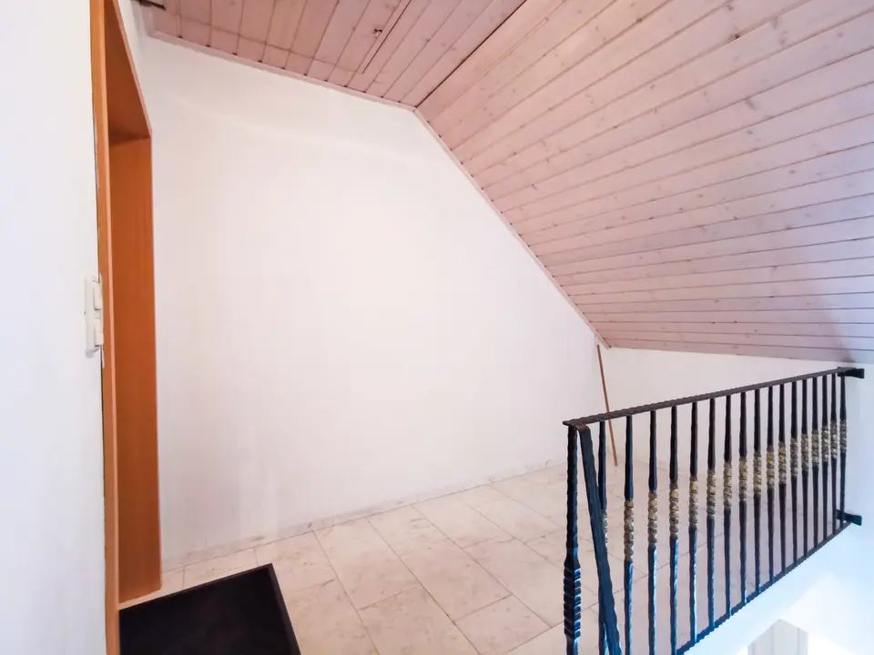 4 Zimmer Wohnung mit 108 m² in Amberg – Bild 4
