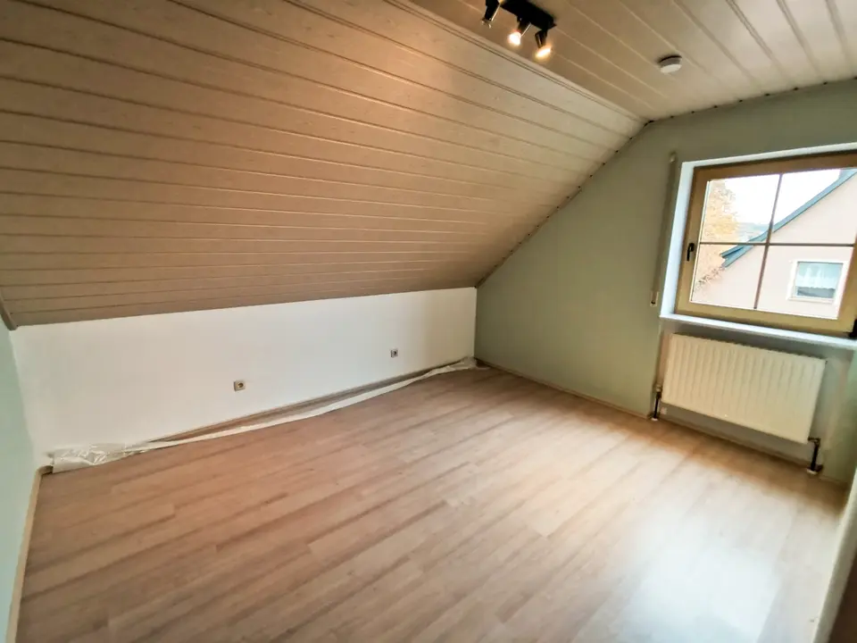 4 Zimmer Wohnung mit 108 m² in Amberg – Bild 6