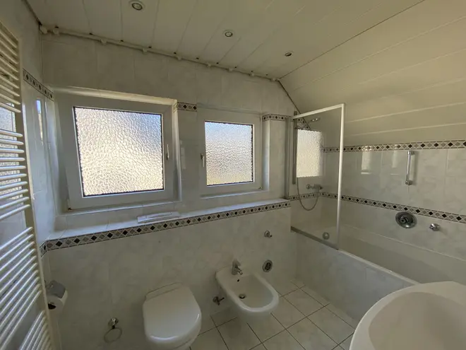 3 Zimmer Wohnung mit 110 m² in Solingen – Bild 7