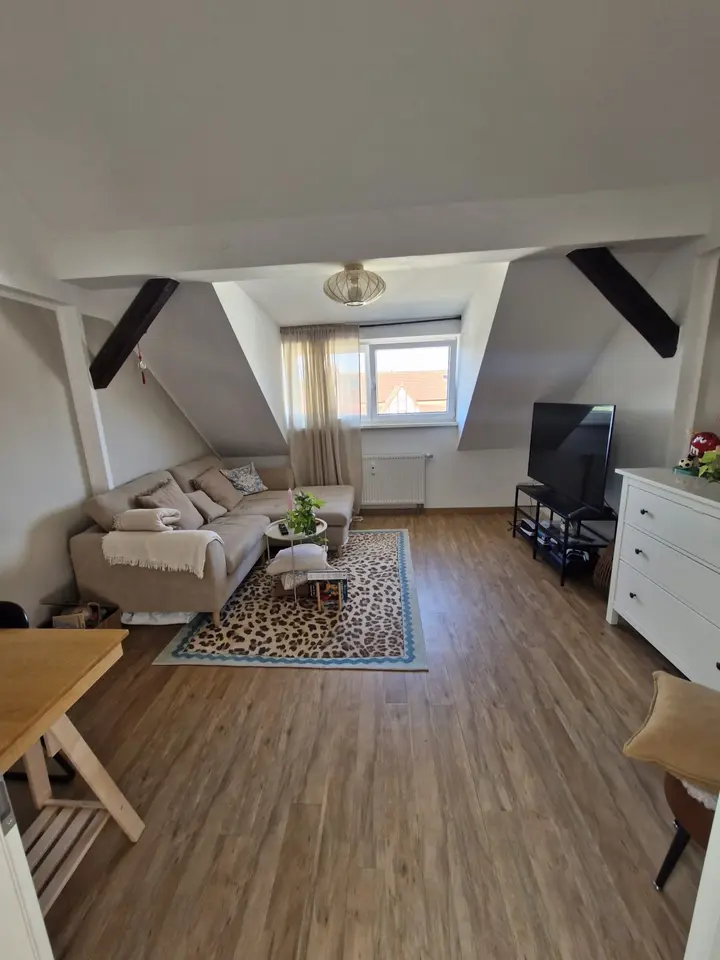 2 Zimmer Wohnung mit 58 m² in Erfurt – Bild 1