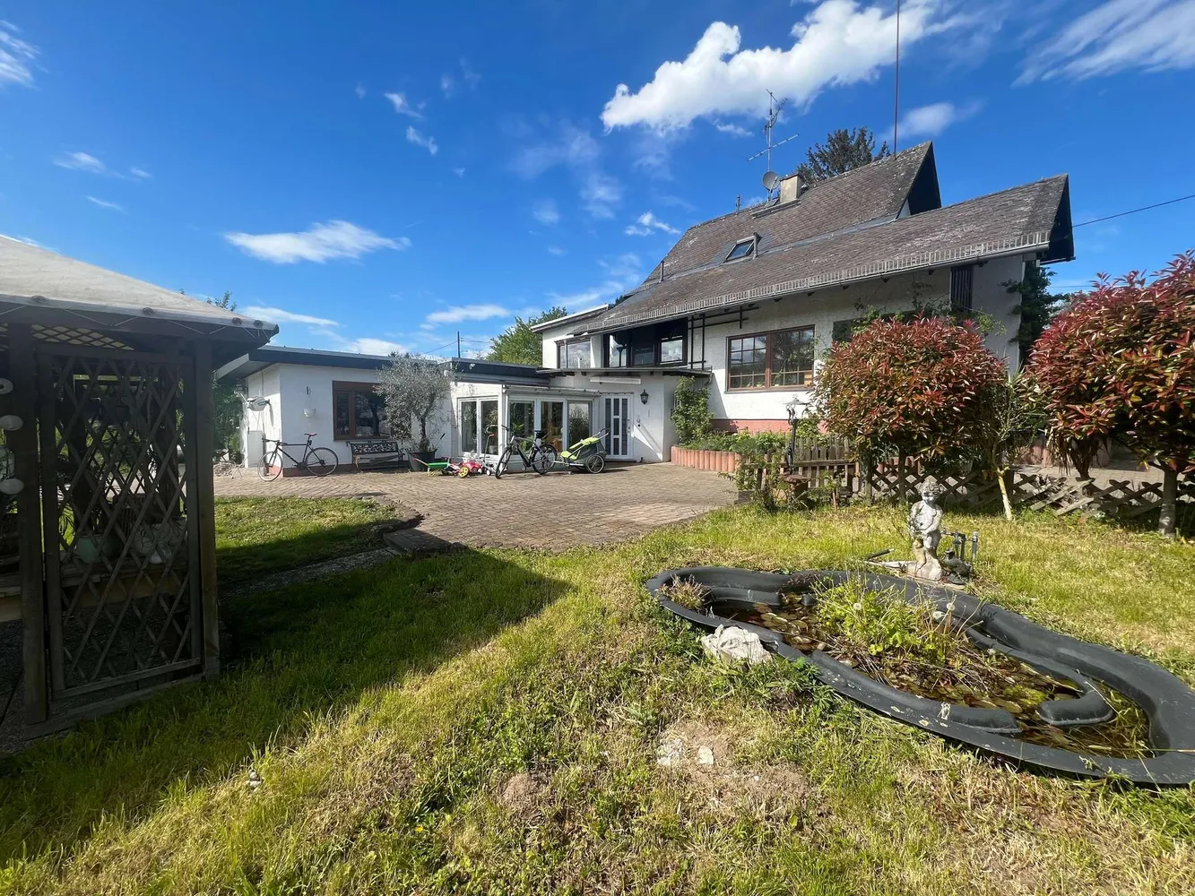 10 Zimmer Haus mit 290 m² in Wiesbaden – Bild 1