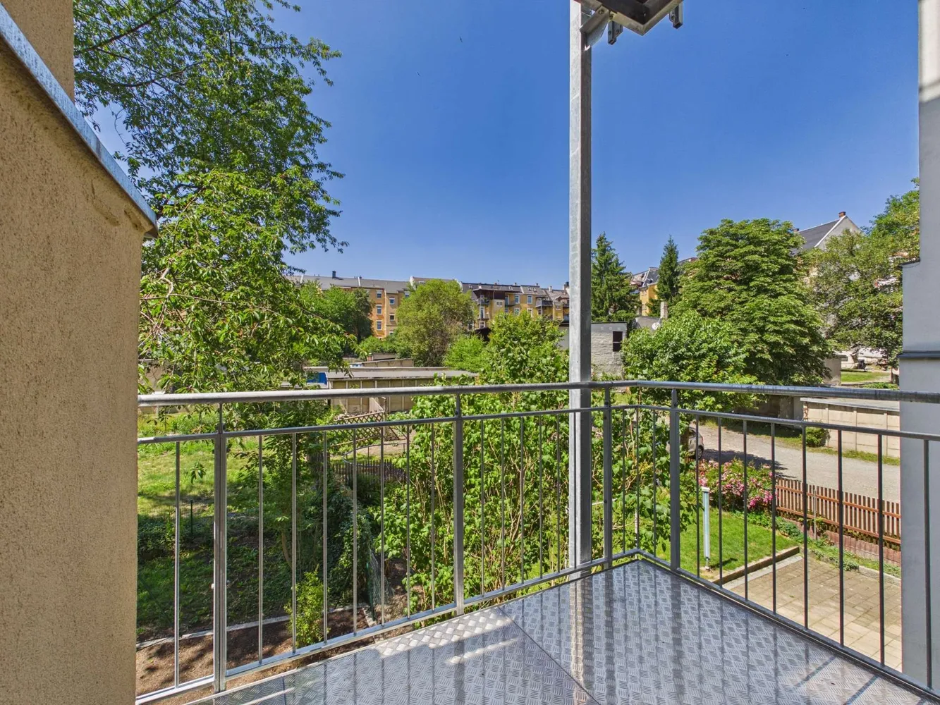 4 Zimmer Wohnung mit 100 m² in Plauen – Bild 10
