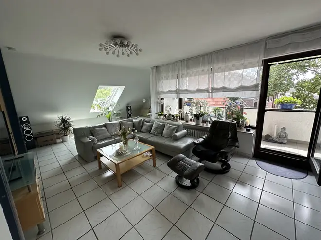 2 Zimmer Wohnung mit 80 m² in Oberhausen – Bild 2