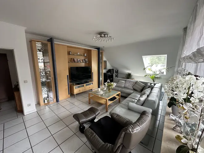 2 Zimmer Wohnung mit 80 m² in Oberhausen – Bild 4