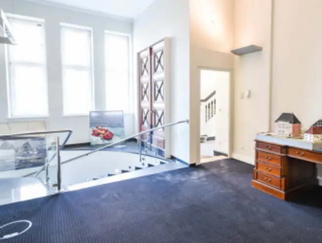 7 Zimmer Wohnung mit 220 m² in Kiel – Bild 5