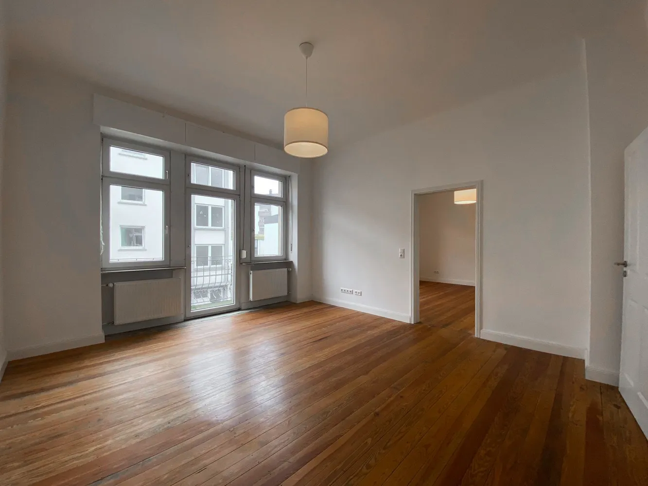 4 Zimmer Wohnung mit 107 m² in Kaiserslautern – Bild 1