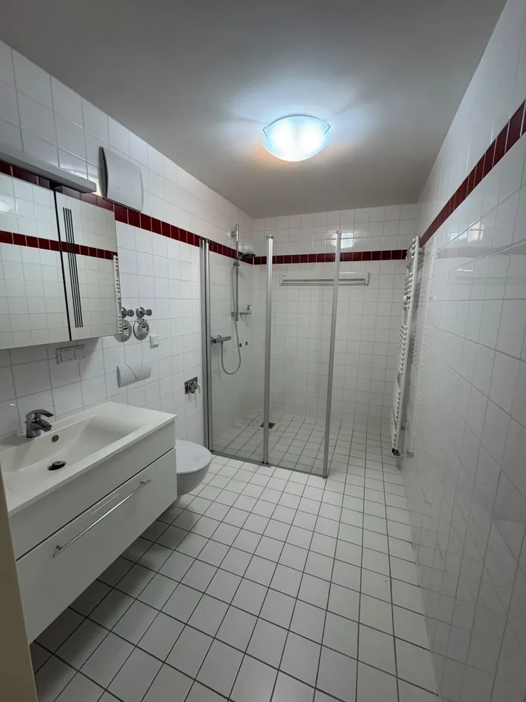 2 Zimmer Wohnung mit 79 m² in Bremerhaven – Bild 4