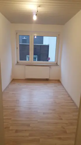 2 Zimmer Wohnung mit 75 m² in Wuppertal – Bild 3