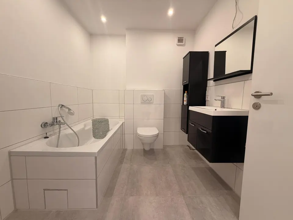 4 Zimmer Wohnung mit 96 m² in Wilhelmshaven – Bild 5