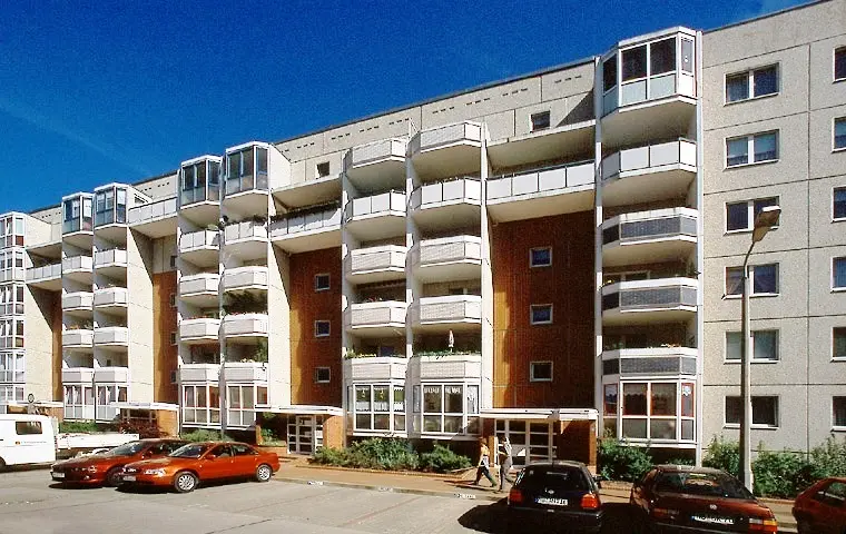 3 Zimmer Wohnung mit 62 m² in Neubrandenburg – Bild 1