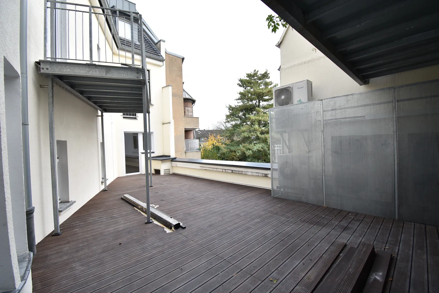 3 Zimmer Wohnung mit 141 m² in Düsseldorf – Bild 9