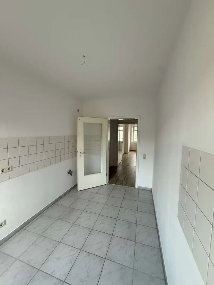 3 Zimmer Wohnung mit 77 m² in Plauen – Bild 10