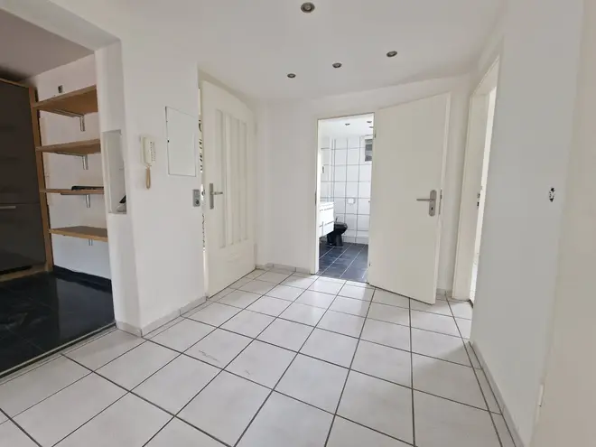 4 Zimmer Wohnung mit 117 m² in Duisburg – Bild 2