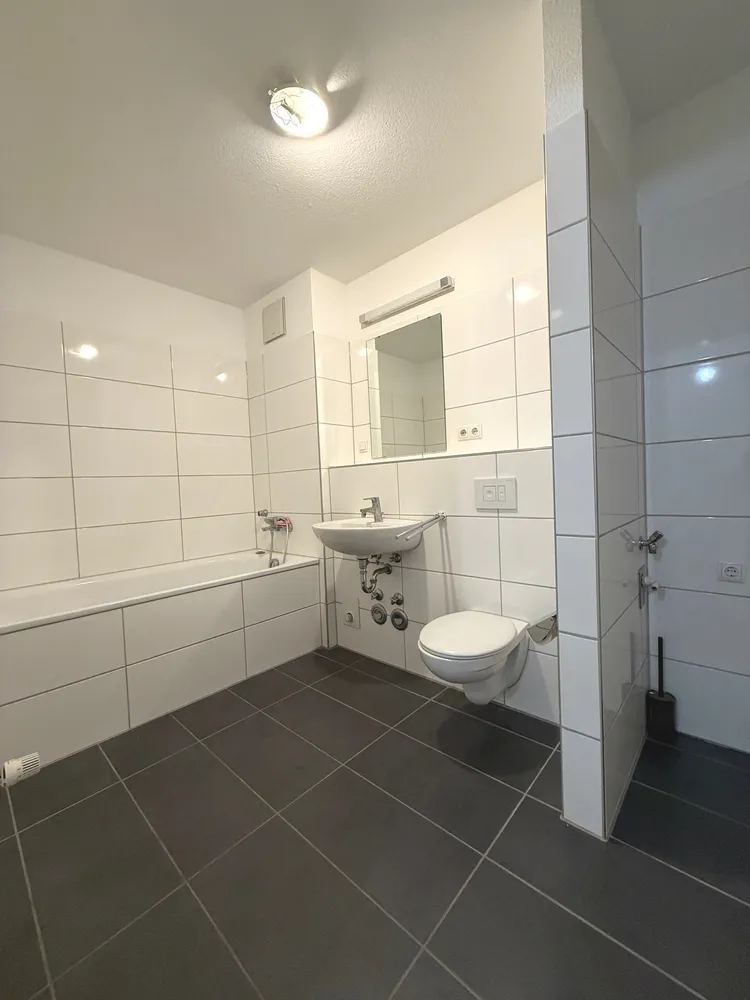 3 Zimmer Wohnung mit 95 m² in Ludwigshafen am Rhein – Bild 6