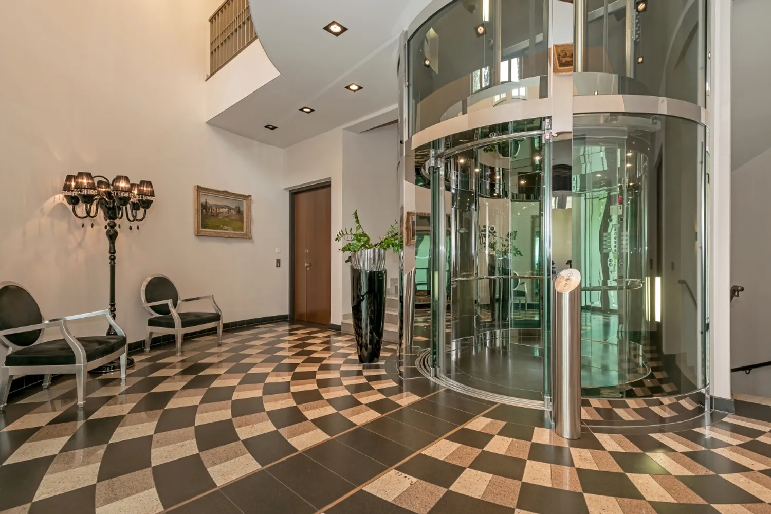 6 Zimmer Wohnung mit 248 m² in Berlin – Bild 11