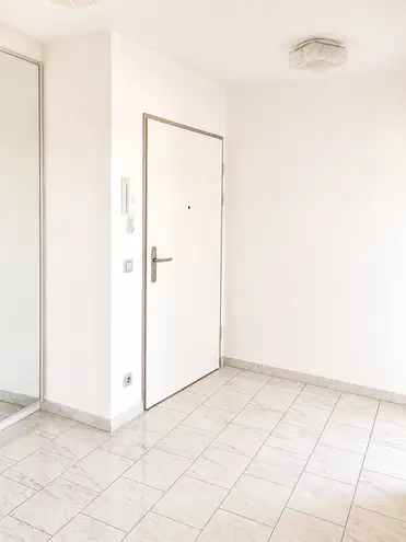 3 Zimmer Wohnung mit 93 m² in Saarbrücken – Bild 2