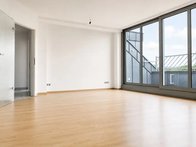 3 Zimmer Wohnung mit 93 m² in Saarbrücken – Bild 3