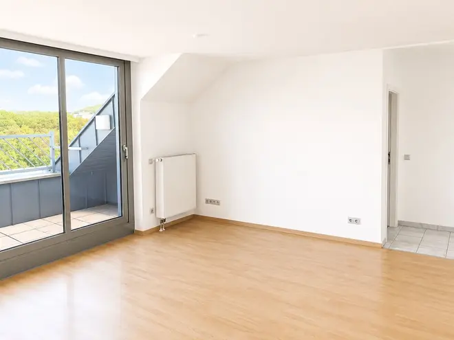 3 Zimmer Wohnung mit 93 m² in Saarbrücken – Bild 4