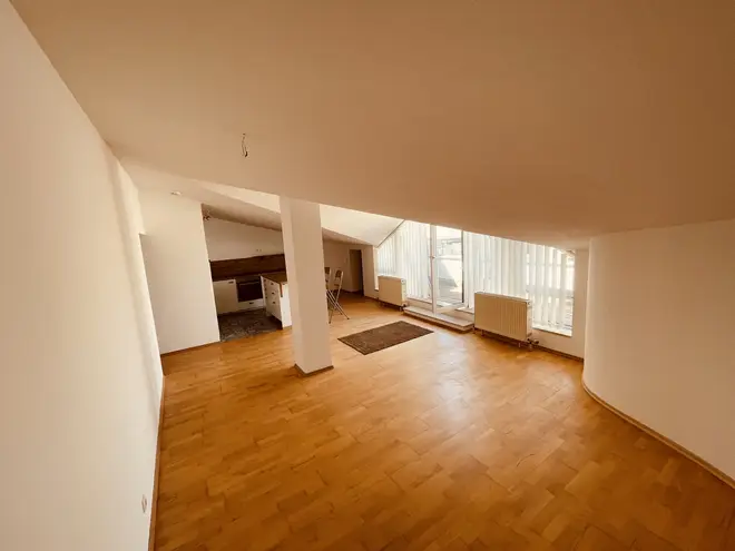 3 Zimmer Wohnung mit 84 m² in Regensburg – Bild 1