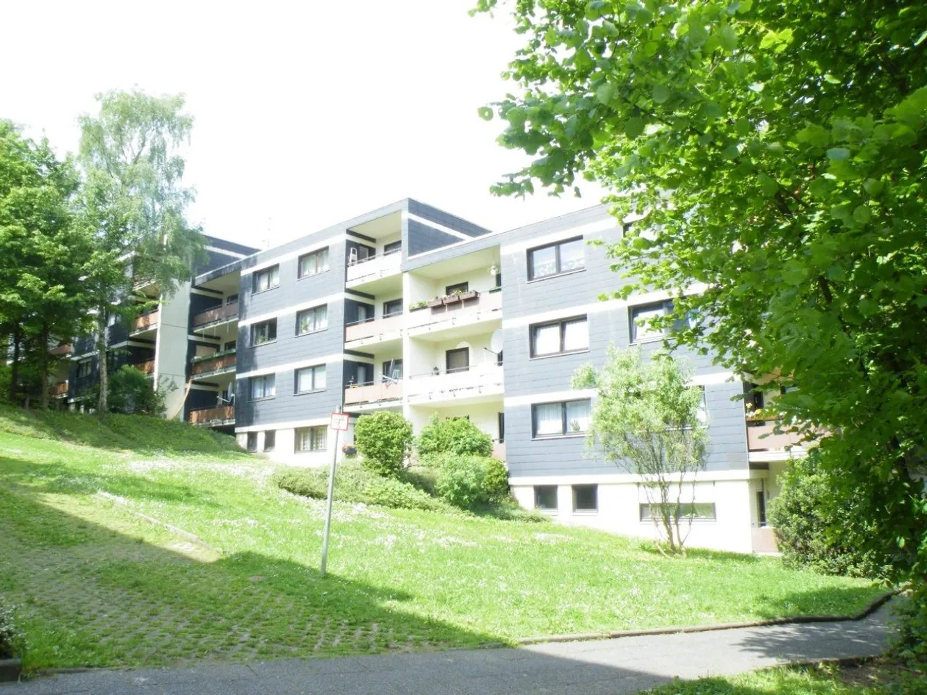 3 Zimmer Wohnung mit 76 m² in Siegen – Bild 2