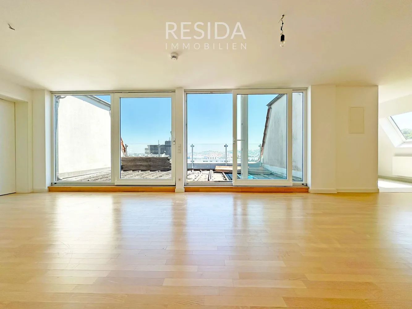 4 Zimmer Wohnung mit 132 m² in Stuttgart – Bild 3