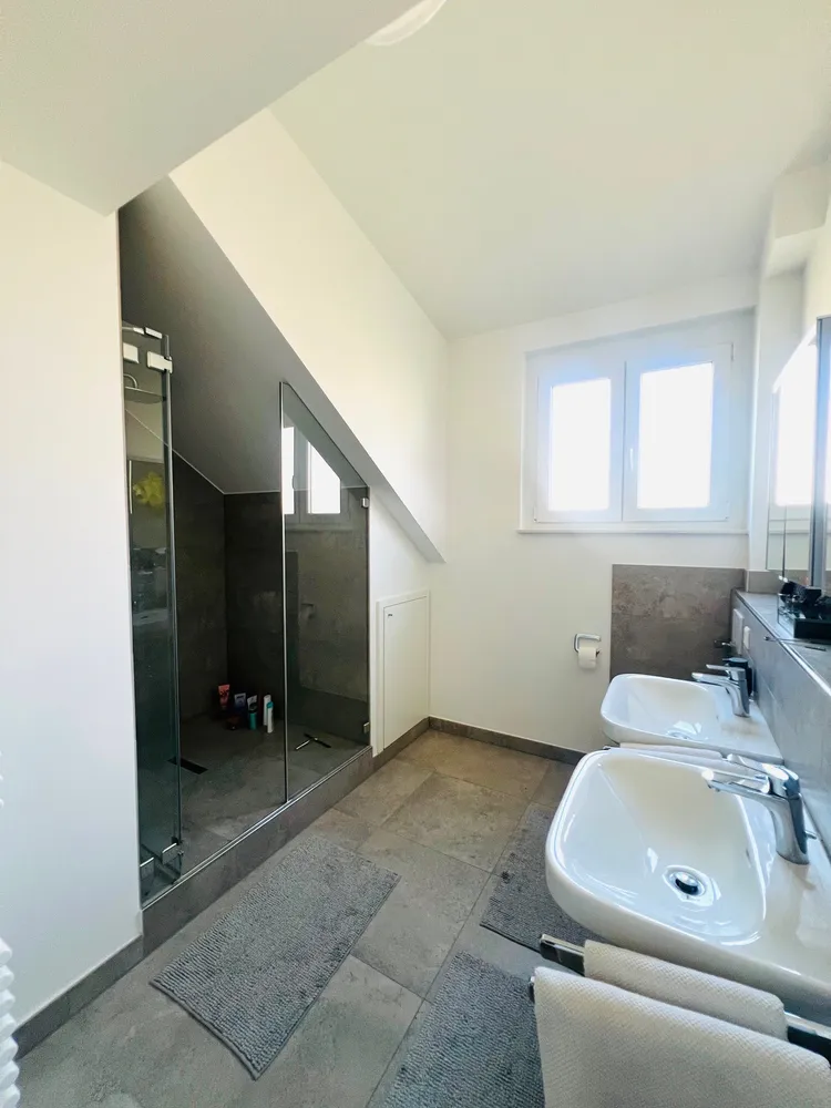 4 Zimmer Wohnung mit 118 m² in Stuttgart – Bild 4