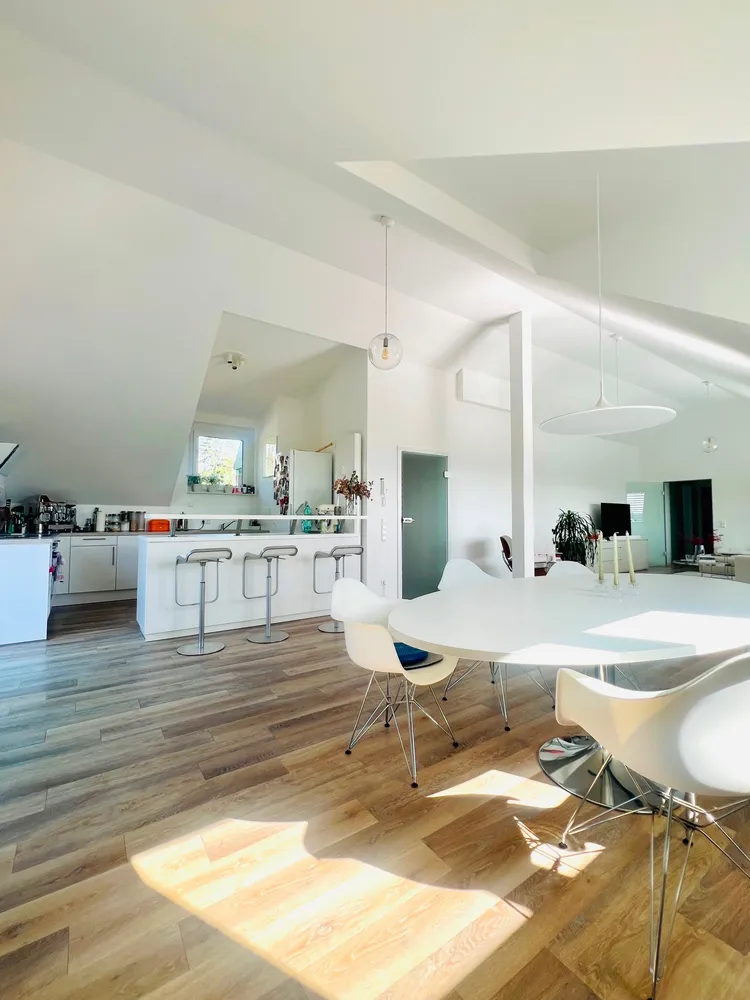 4 Zimmer Wohnung mit 118 m² in Stuttgart – Bild 10