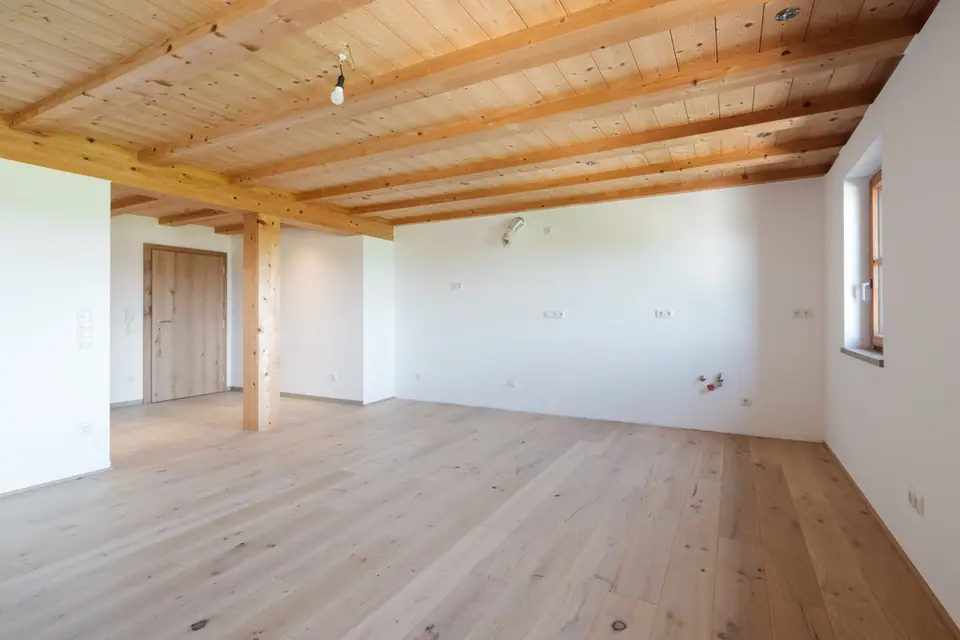 3 Zimmer Wohnung mit 129 m² in Rosenheim – Bild 2
