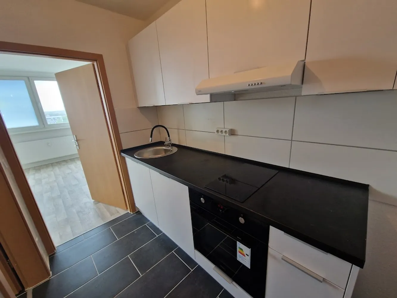 2 Zimmer Wohnung mit 39 m² in Neubrandenburg – Bild 3