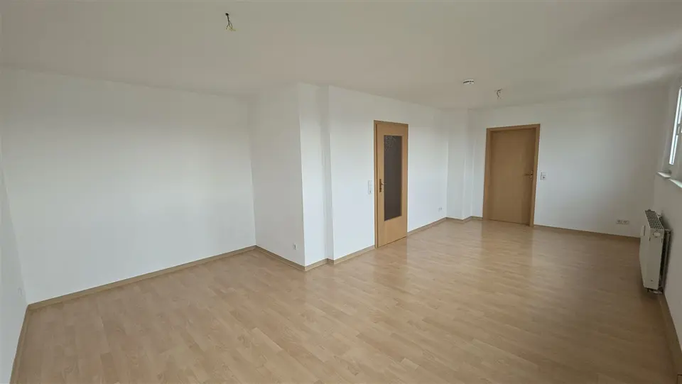 2 Zimmer Wohnung mit 65 m² in Plauen – Bild 1
