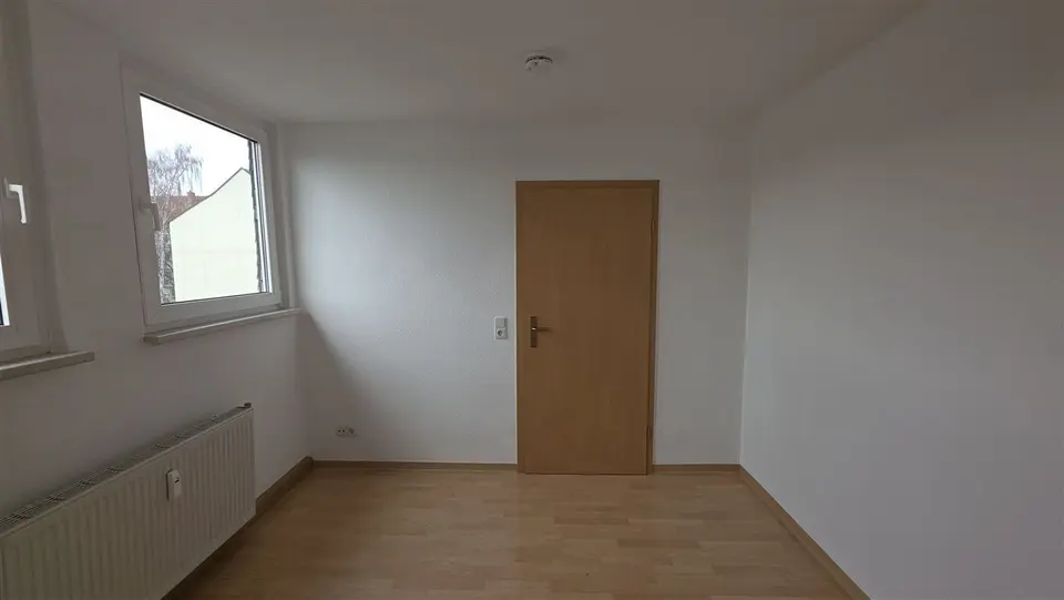 2 Zimmer Wohnung mit 65 m² in Plauen – Bild 4