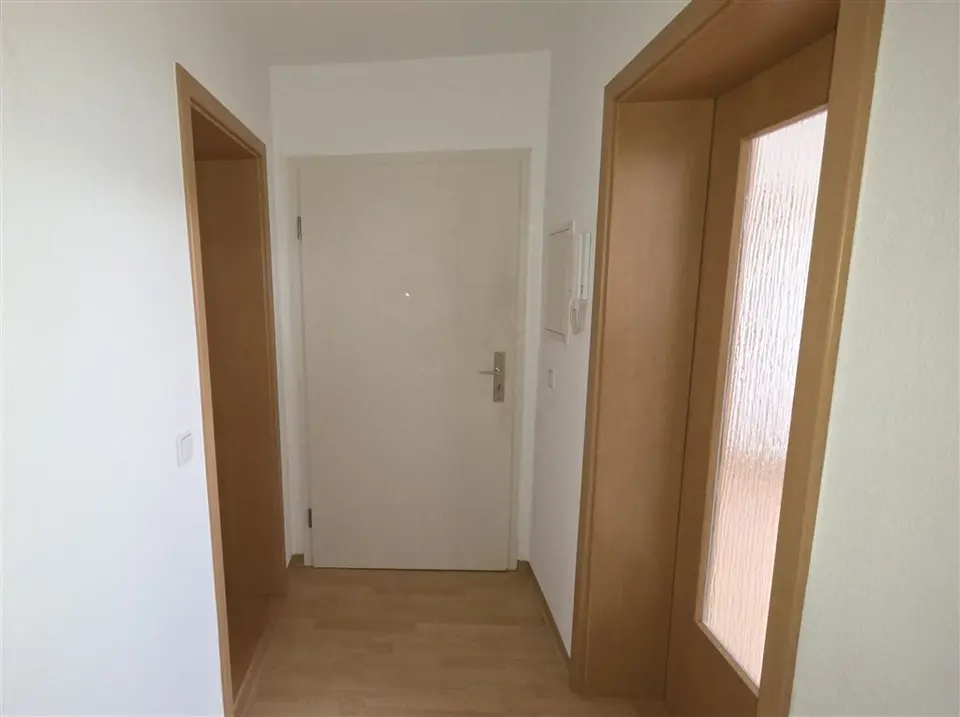 2 Zimmer Wohnung mit 65 m² in Plauen – Bild 6