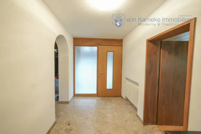 6 Zimmer Haus mit 213 m² in Erlangen – Bild 6