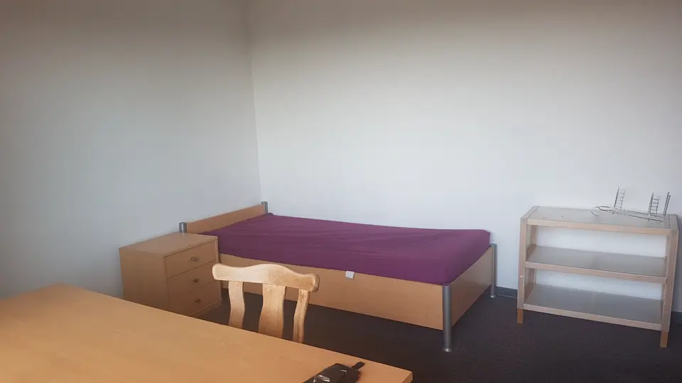 WG-Zimmer mit 17 m² in Saarbrücken – Bild 2