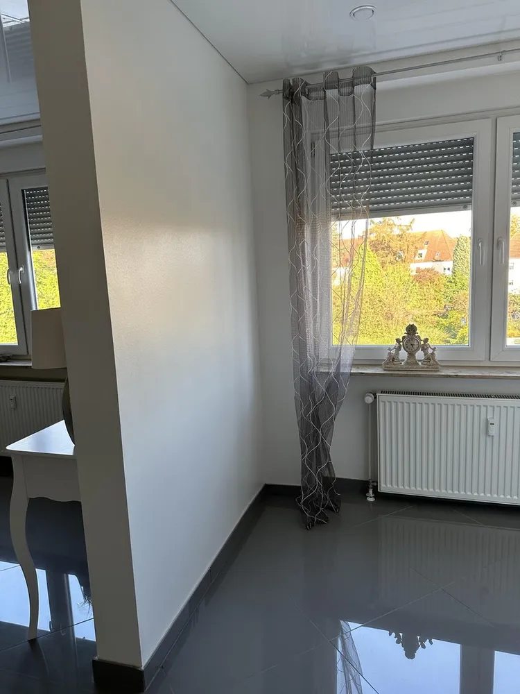6 Zimmer Wohnung mit 165 m² in Leverkusen – Bild 1