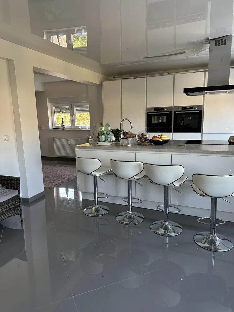6 Zimmer Wohnung mit 165 m² in Leverkusen – Bild 3