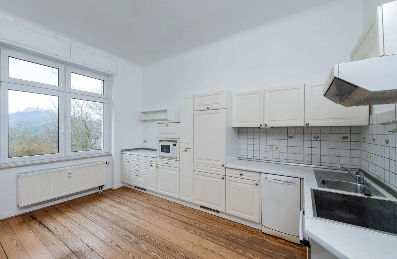 3 Zimmer Wohnung mit 105 m² in Eisenach – Bild 1
