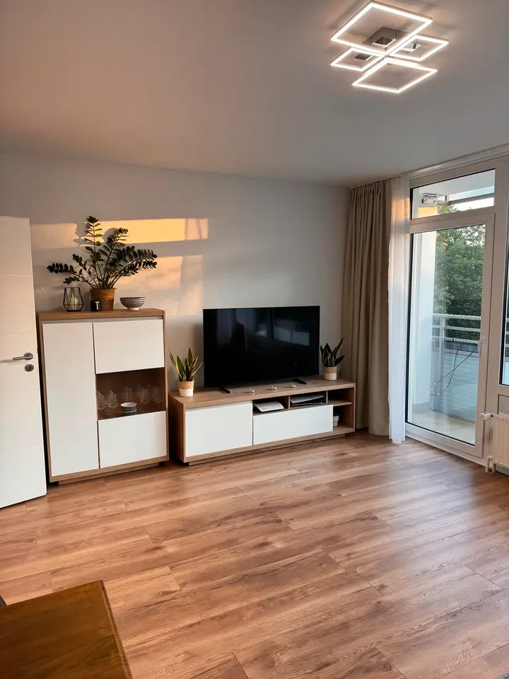 WG-Zimmer mit 72 m² in Norderstedt – Bild 1