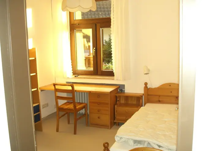 1 Zimmer Wohnung mit 27 m² in Krefeld – Bild 3