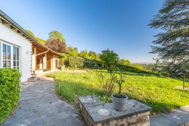 8 Zimmer Haus mit 194 m² in Esslingen am Neckar – Bild 3