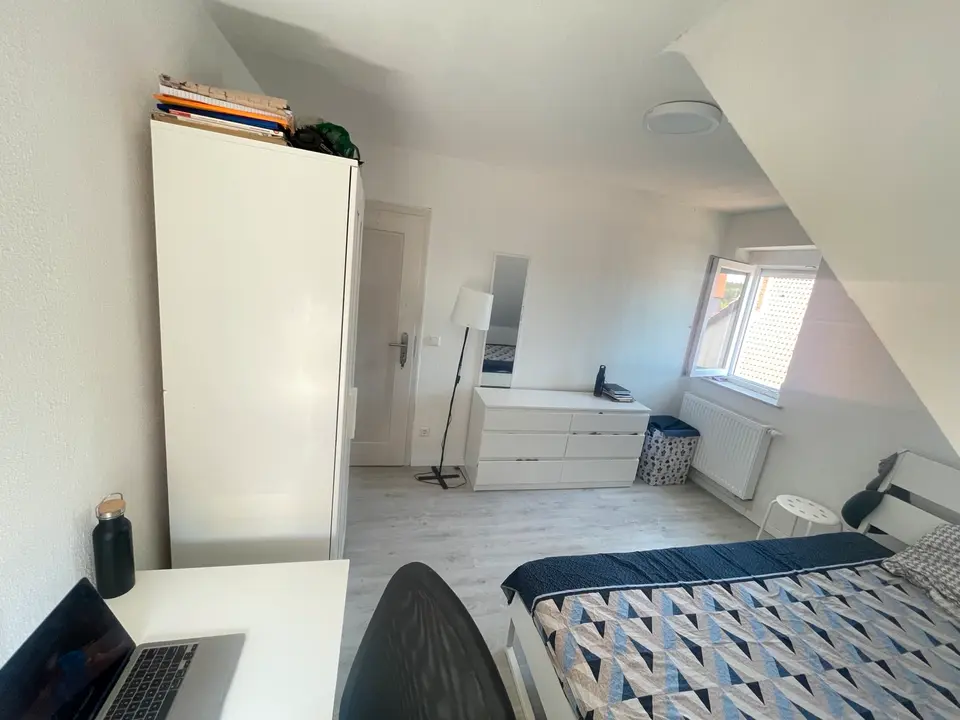 WG-Zimmer mit 35 m² in Stuttgart – Bild 3