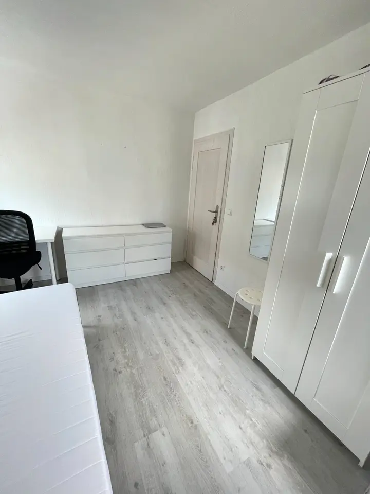 WG-Zimmer mit 35 m² in Stuttgart – Bild 7