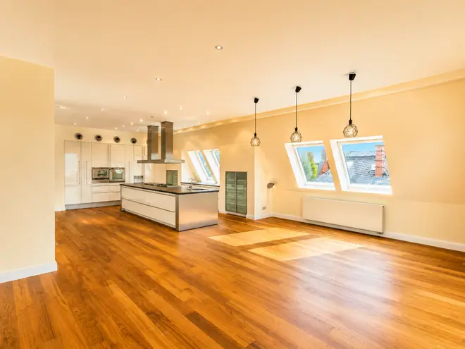 5 Zimmer Wohnung mit 252 m² in Wiesbaden – Bild 7