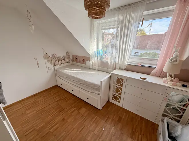 4 Zimmer Wohnung mit 136 m² in Karlsruhe – Bild 8