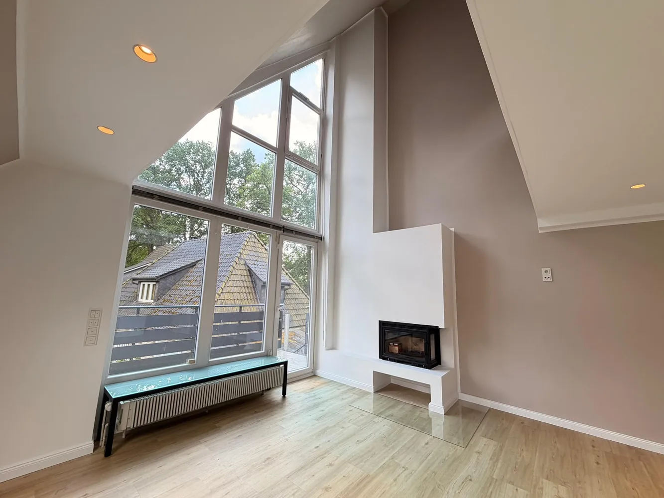 5 Zimmer Wohnung mit 120 m² in Hamburg – Bild 2